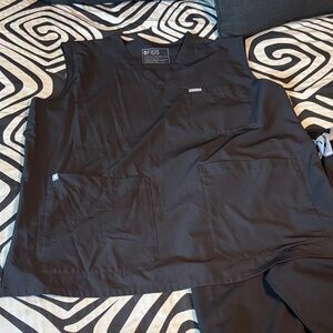 Figs Charcoal Sleeveless Scrub Top